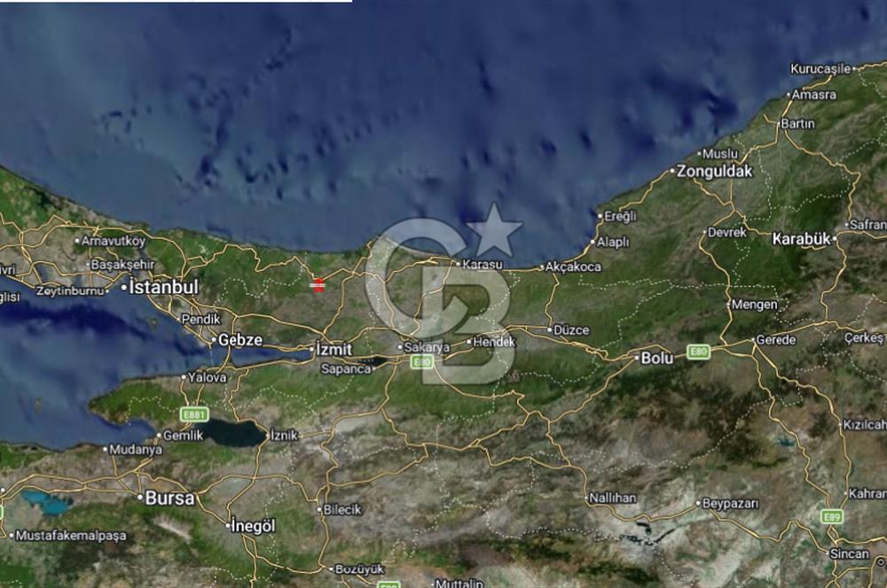 KANDIRA KUBUZCU, 2.555M2, MÜSTAKİL, YOLA CEPHE, KÖYİÇİ ARAZİ