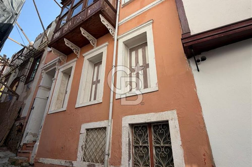 Ayvalık İsmetpaşa Teraslı Deniz Manzaralı Rum Taş Ev