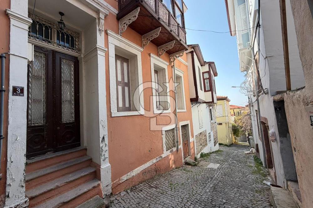 Ayvalık İsmetpaşa Teraslı Deniz Manzaralı Rum Taş Ev