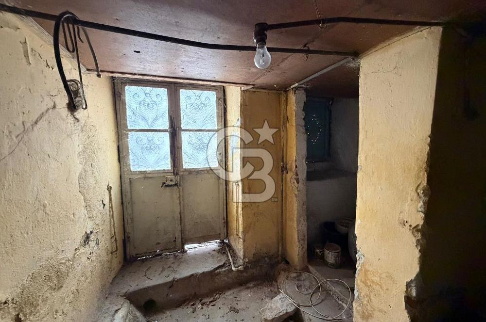 Ayvalık İsmetpaşa Teraslı Deniz Manzaralı Rum Taş Ev