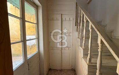 Ayvalık İsmetpaşa Teraslı Deniz Manzaralı Rum Taş Ev