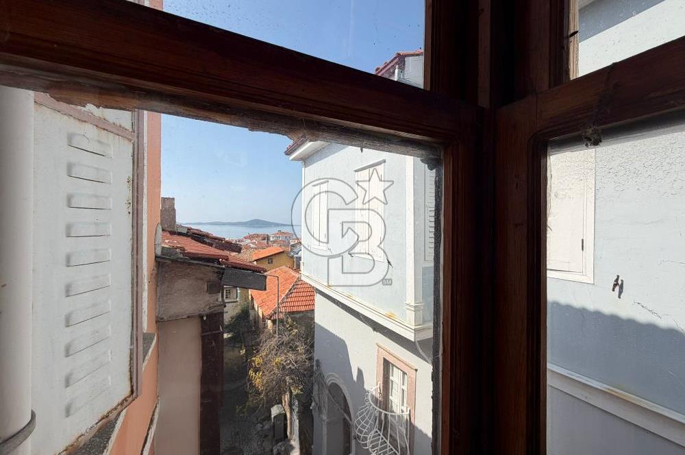 Ayvalık İsmetpaşa Teraslı Deniz Manzaralı Rum Taş Ev