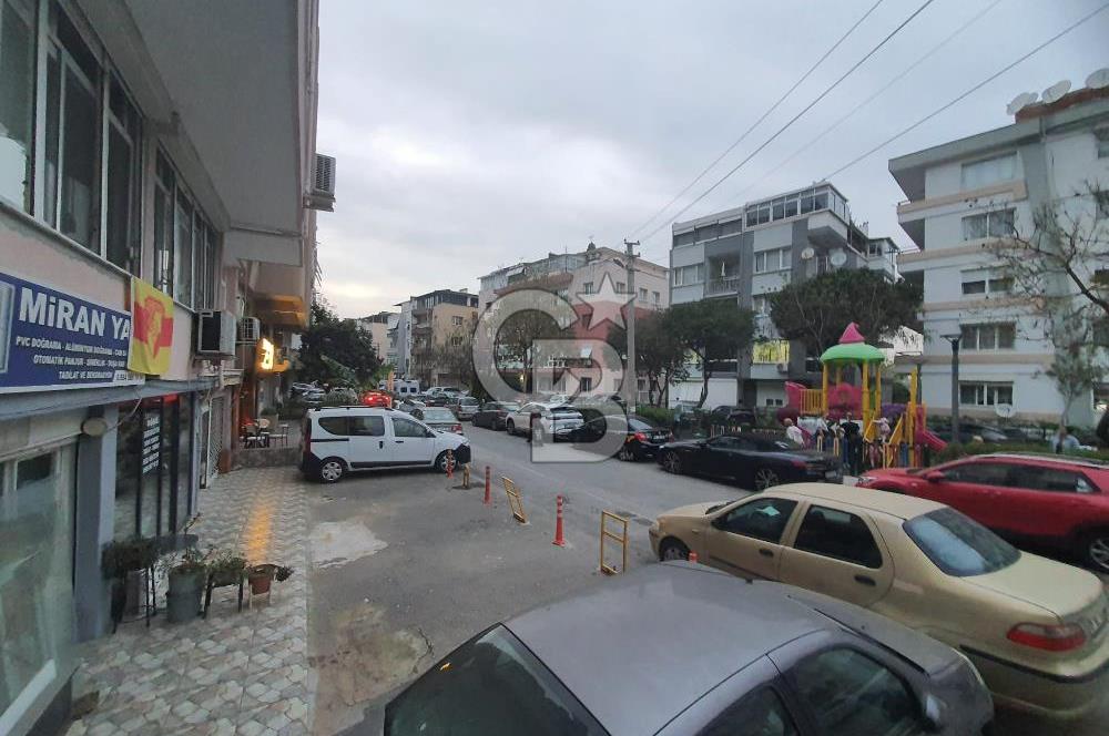 Konak Çankaya'da Merkezi Konumlu 2+1 Satılık Daire