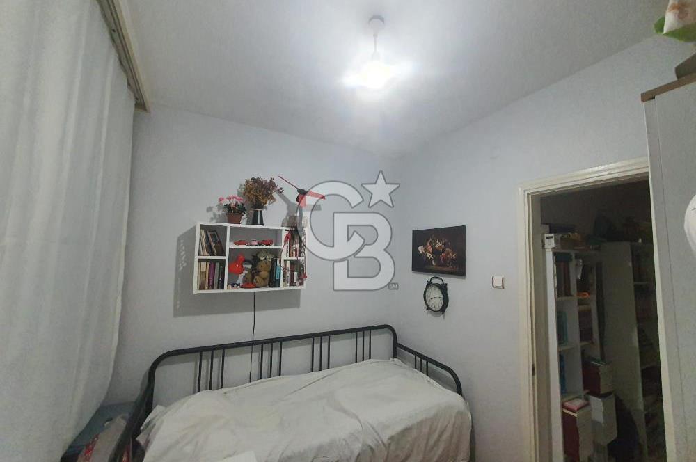 Konak Çankaya'da Merkezi Konumlu 2+1 Satılık Daire