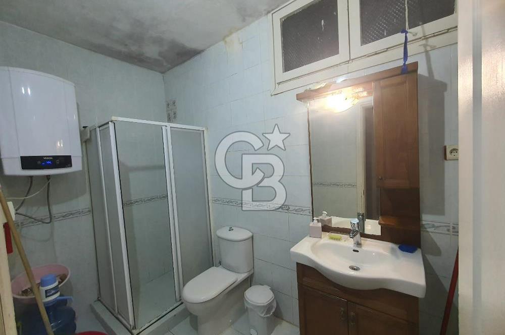 Konak Çankaya'da Merkezi Konumlu 2+1 Satılık Daire