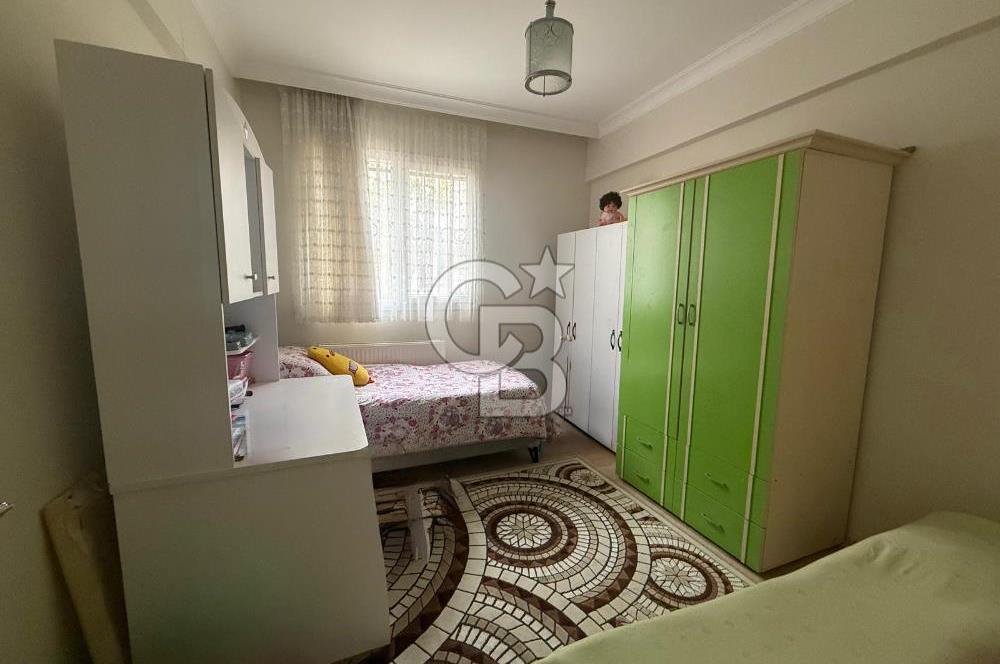 Urla Şirinkent'te Öztuncer Sitesinde Satılık 5+2 Villa