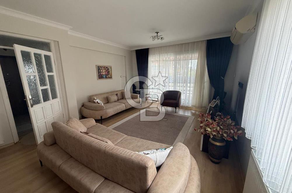 Urla Şirinkent'te Öztuncer Sitesinde Satılık 5+2 Villa