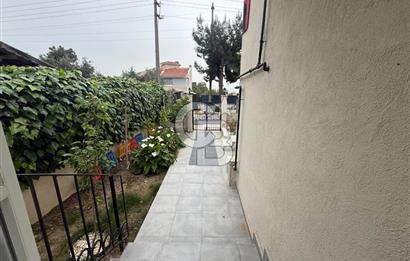 Urla Şirinkent'te Öztuncer Sitesinde Satılık 5+2 Villa