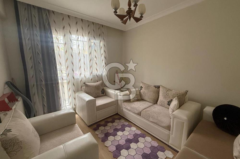 Urla Şirinkent'te Öztuncer Sitesinde Satılık 5+2 Villa