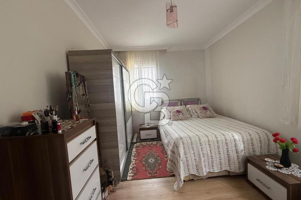 Urla Şirinkent'te Öztuncer Sitesinde Satılık 5+2 Villa