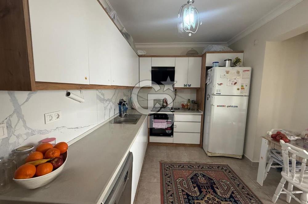 Urla Şirinkent'te Öztuncer Sitesinde Satılık 5+2 Villa