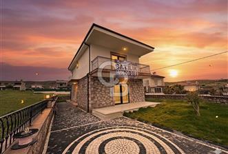 Ayvalık Küçükköyde Sıfır 4+1 Villa | 477 m² Arsa - 3 - 345504