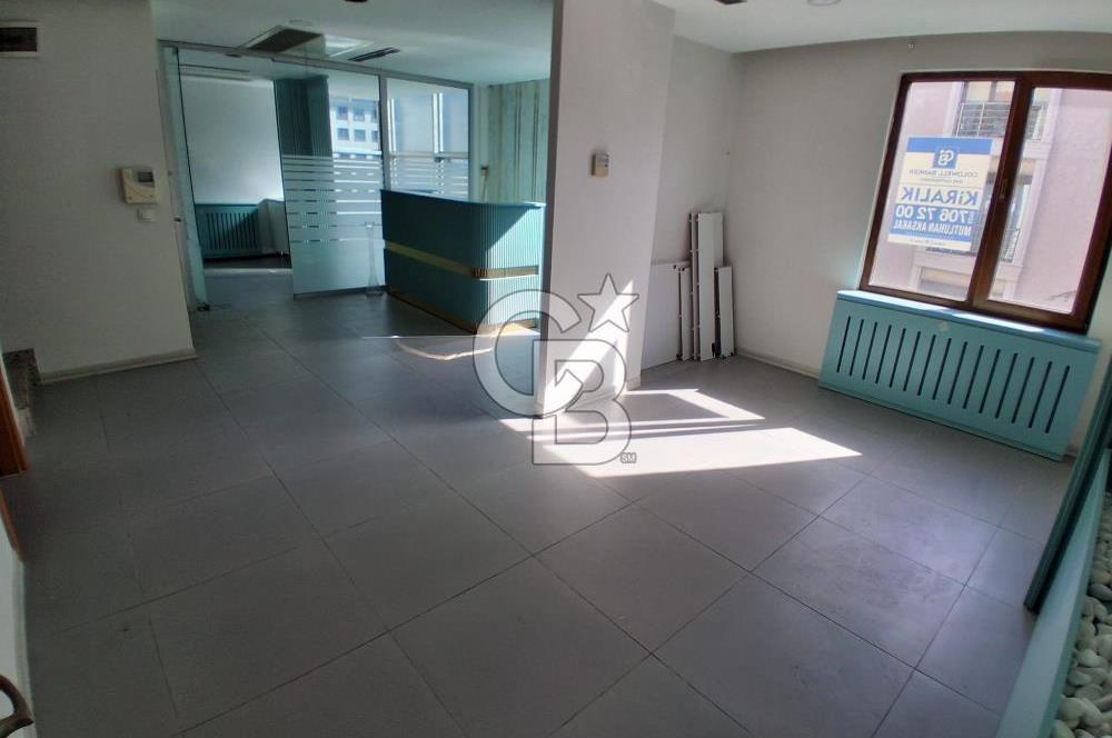 Pendik Batı mah kiralık 2+1 iş hanı katı 80 m2 net iskanlı ofis