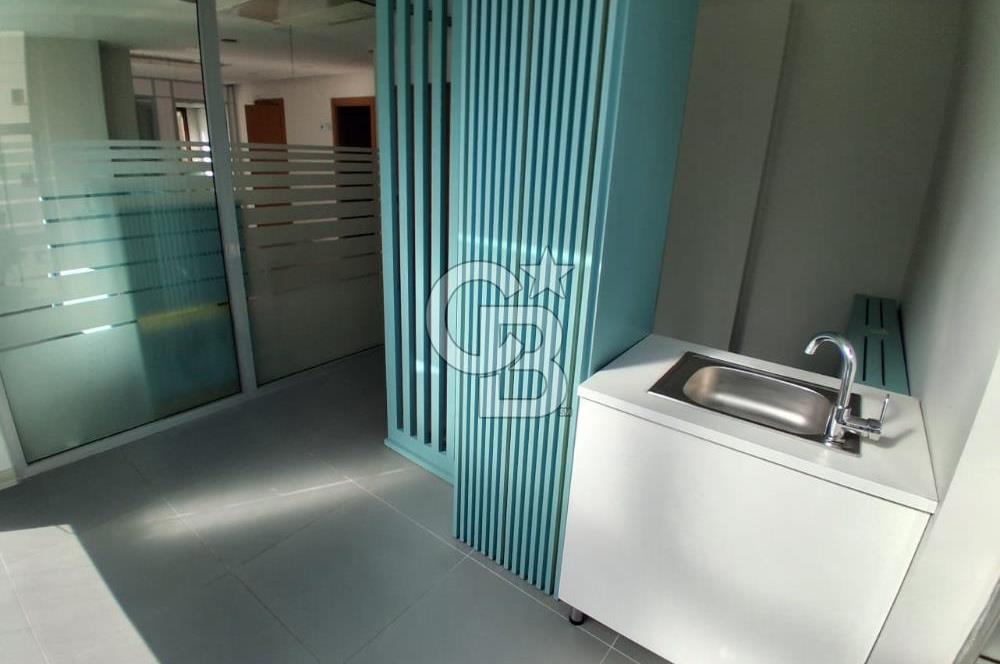 Pendik Batı mah kiralık 2+1 iş hanı katı 80 m2 net iskanlı ofis