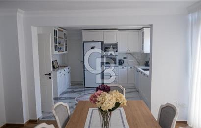 DALAMAN ESKADA DENİZ VE GÖL MANZARALI SATILIK LÜKS VİLLA