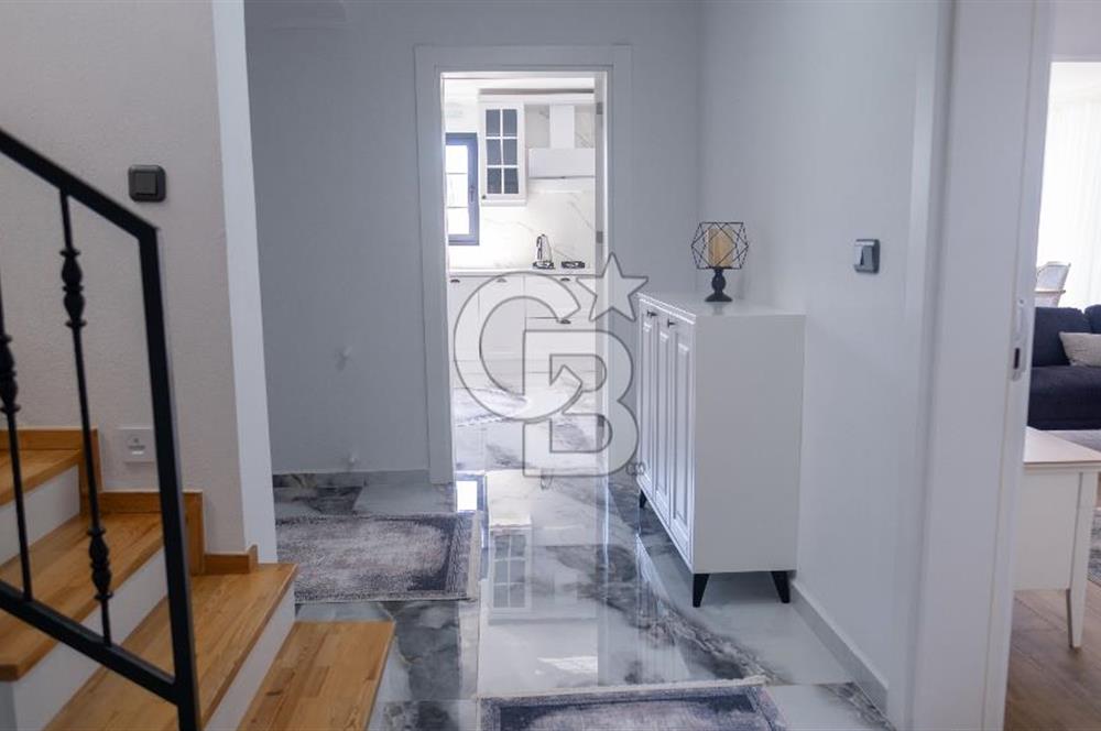 DALAMAN ESKADA DENİZ VE GÖL MANZARALI SATILIK LÜKS VİLLA