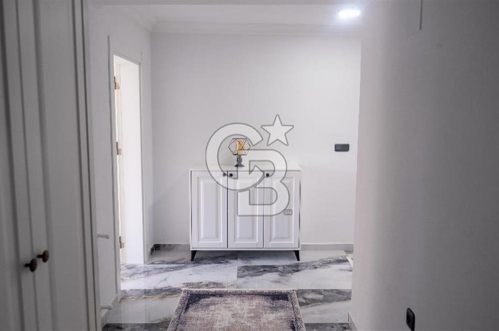 DALAMAN ESKADA DENİZ VE GÖL MANZARALI SATILIK LÜKS VİLLA