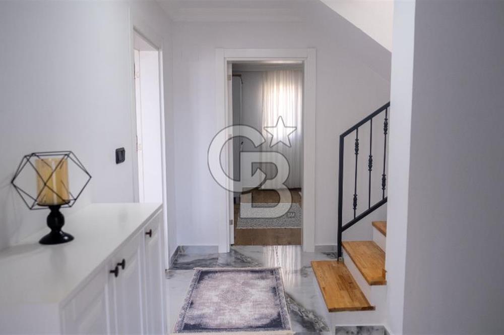 DALAMAN ESKADA DENİZ VE GÖL MANZARALI SATILIK LÜKS VİLLA