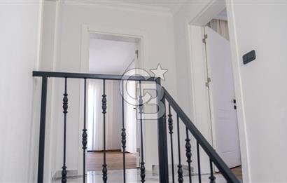 DALAMAN ESKADA DENİZ VE GÖL MANZARALI SATILIK LÜKS VİLLA