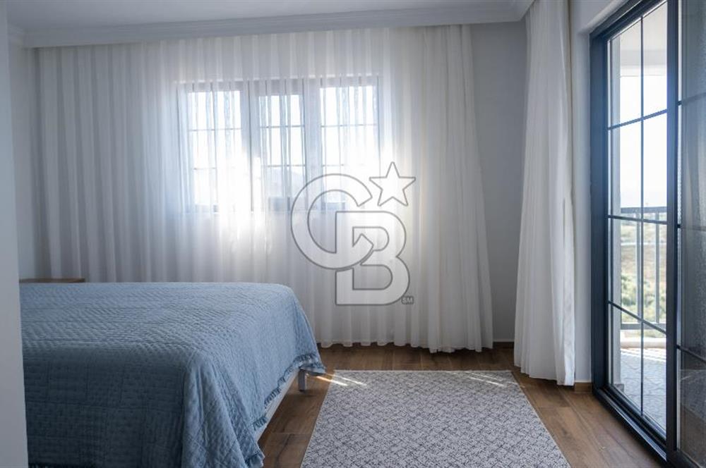 DALAMAN ESKADA DENİZ VE GÖL MANZARALI SATILIK LÜKS VİLLA