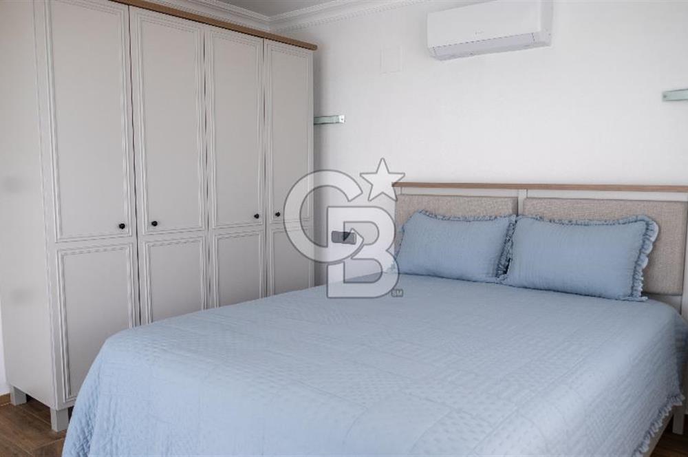 DALAMAN ESKADA DENİZ VE GÖL MANZARALI SATILIK LÜKS VİLLA