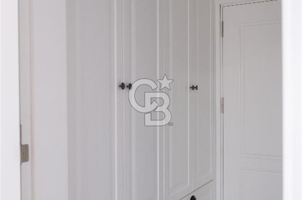 DALAMAN ESKADA DENİZ VE GÖL MANZARALI SATILIK LÜKS VİLLA