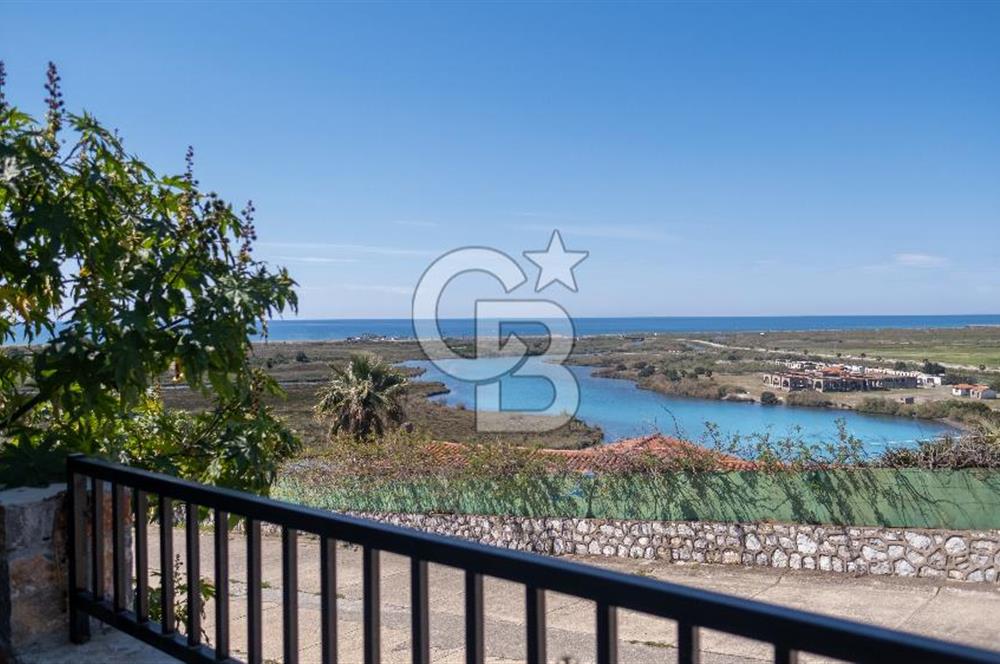 DALAMAN ESKADA DENİZ VE GÖL MANZARALI SATILIK LÜKS VİLLA