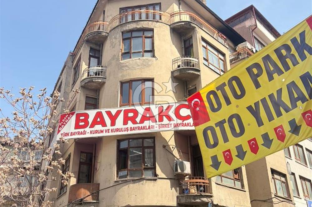 Ulus Işıklar' Cadde Üzeri Kaçırılmayacak Dükkan 