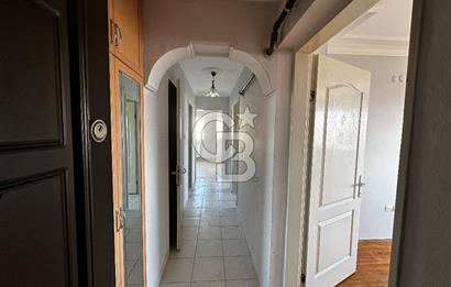 Çiğli Evka 5 Mahallesi’nde Arakat Kapalı Mutfak Deniz Manzaralı 2+1 Satılık Daire 