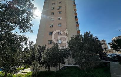 Çiğli Evka 5 Mahallesi’nde Arakat Kapalı Mutfak Deniz Manzaralı 2+1 Satılık Daire 