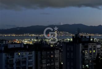 Çiğli Evka 5 Mahallesi’nde Arakat Kapalı Mutfak Deniz Manzaralı 2+1 Satılık Daire  - 11 - 344619