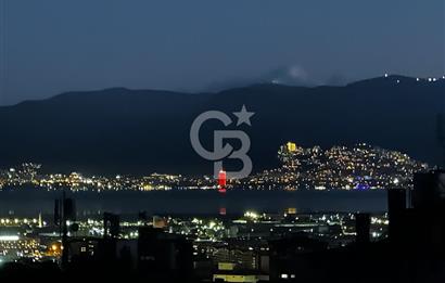 Çiğli Evka 5 Mahallesi’nde Arakat Kapalı Mutfak Deniz Manzaralı 2+1 Satılık Daire 