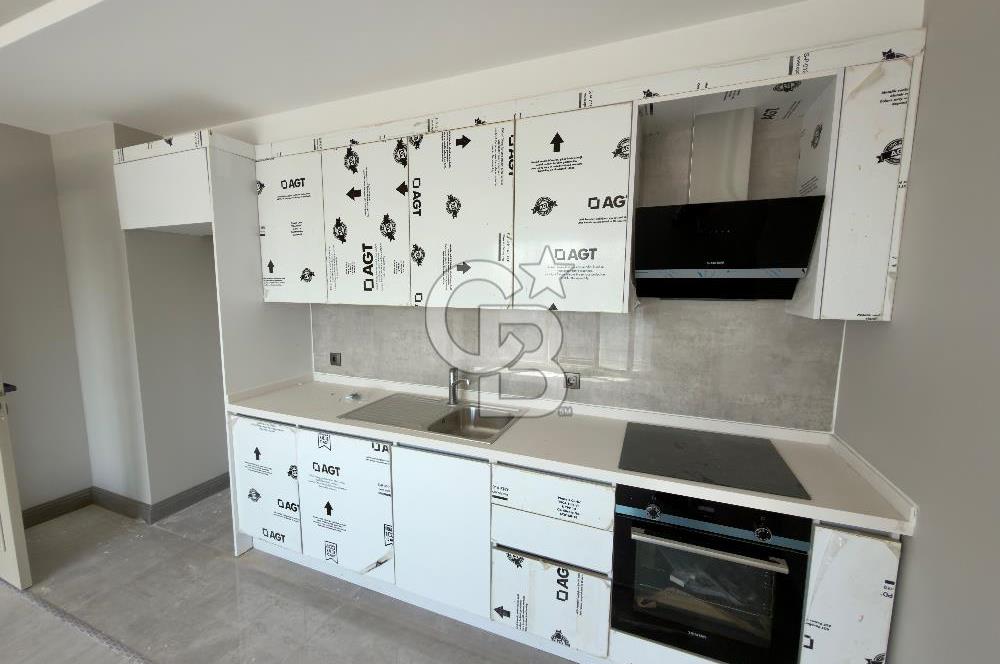 HALKALI BRAND ATAKENT 2 SATILIK 2+1 DAİRE GÖL MANZARALI