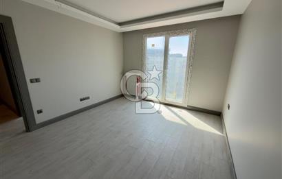 HALKALI BRAND ATAKENT 2 SATILIK 2+1 DAİRE GÖL MANZARALI