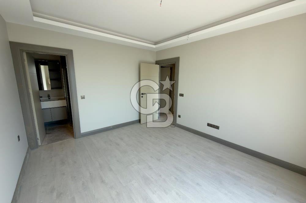 HALKALI BRAND ATAKENT 2 SATILIK 2+1 DAİRE GÖL MANZARALI