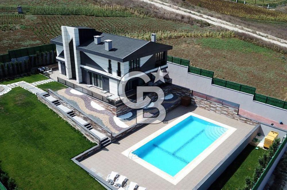 ÇATALCA'NIN EN ÖZEL VE NİTELİKLİ VİLLASI