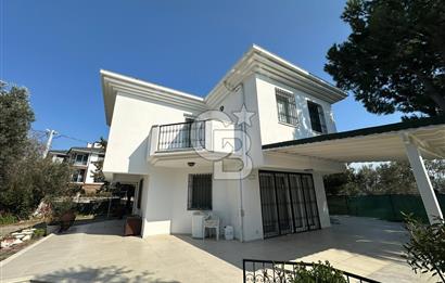 Denize 100m Özel Havuzlu 920m2 Arsada Şömineli Satılık 4+1 Villa