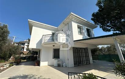 Denize 100m Özel Havuzlu 920m2 Arsada Şömineli Satılık 4+1 Villa