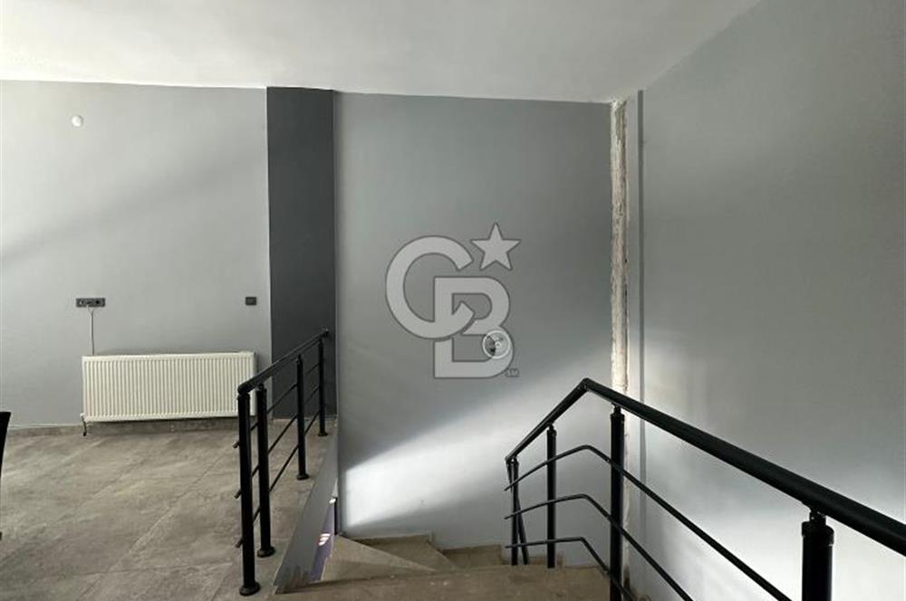 GALERİCİLER SİTESİ OTOMAHALL'DE 125 M2 KİRALIK DÜKKAN