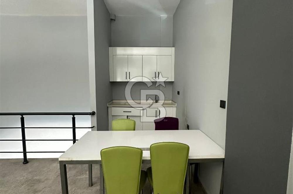 GALERİCİLER SİTESİ OTOMAHALL'DE 125 M2 KİRALIK DÜKKAN