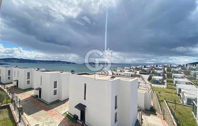 Kıyıkışlacık Zeytinlikuyu da Atasayanlar Beach de 2+1 Villa
