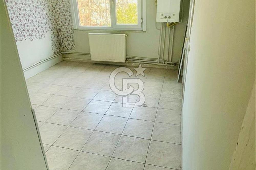 Bakırköy Kartaltepe Mektupçu sokakta Satılık Merkezi 2+1 Daire