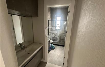 GÖLBAŞI BAHÇELİEVLERDE GÖL MANZARALI 5+1 FULL YAPILI SIFIR VİLLA