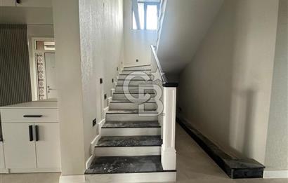 GÖLBAŞI BAHÇELİEVLERDE GÖL MANZARALI 5+1 FULL YAPILI SIFIR VİLLA