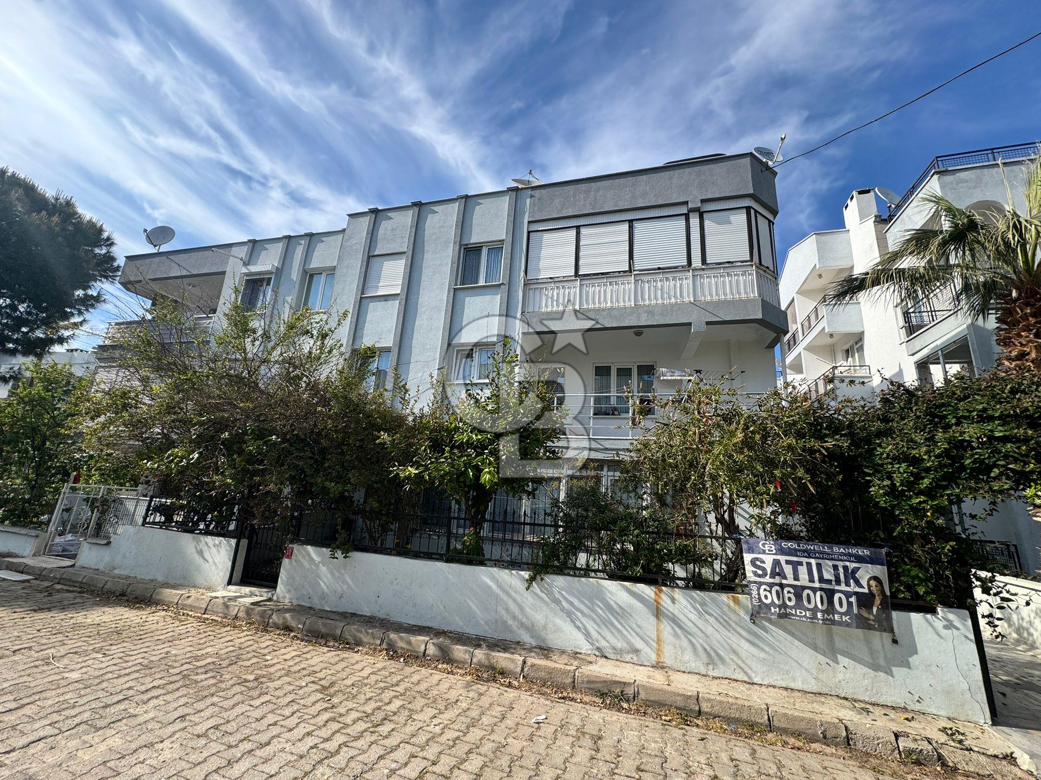 Sarımsaklı'da Denize Yürüme Mesafesinde 4+1 Dubleks Daire