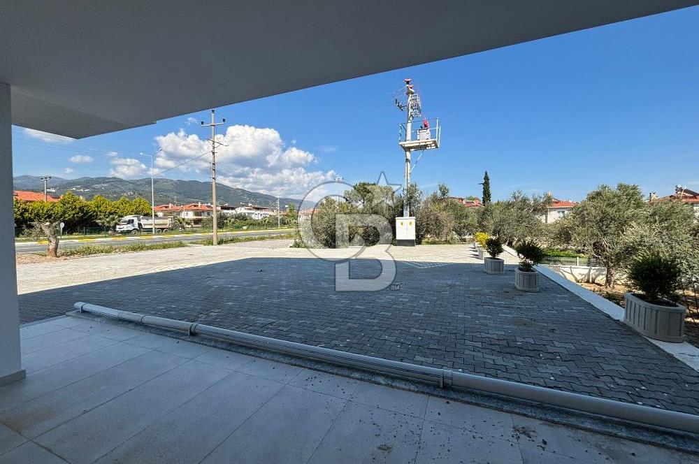 ANA YOL ÜSTÜ 30m CEPHELİ KİRALIK DÜKKAN &DEPOSU
