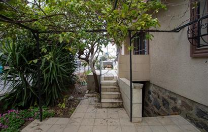 Balçova İş Bankası Evlerinde Kiralık İş Yeri Ofis