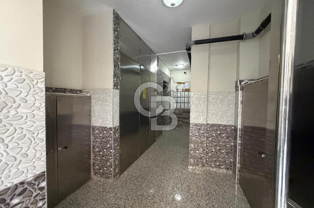 BORNOVA MERKEZDE 1+1 K. MUTFAKLI E. BANYOLU KİRALIK DAİRE