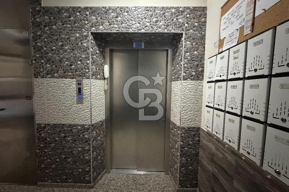 BORNOVA MERKEZDE 1+1 K. MUTFAKLI E. BANYOLU KİRALIK DAİRE