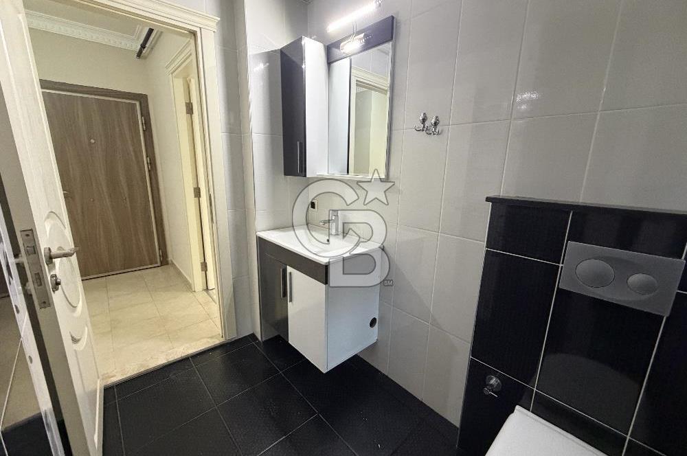 BORNOVA MERKEZDE 1+1 K. MUTFAKLI E. BANYOLU KİRALIK DAİRE